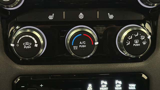 Used 2025 RAM 1500 Big Horn AWD/4WD image 18