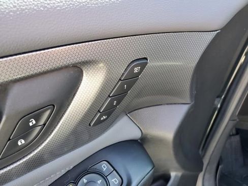 Used 2018 Chevrolet Traverse Premier AWD/4WD image 20