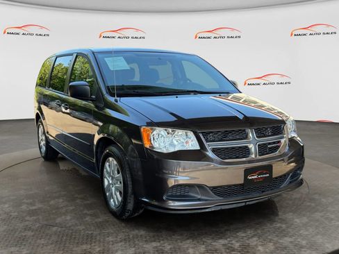 Used 2016 Dodge Grand Caravan SE w/ Quick Order Package 29E SE FWD image 5