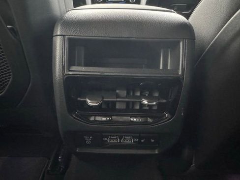 New 2024 Jeep Grand Cherokee Overland w/ Advanced Protech Group III image 19