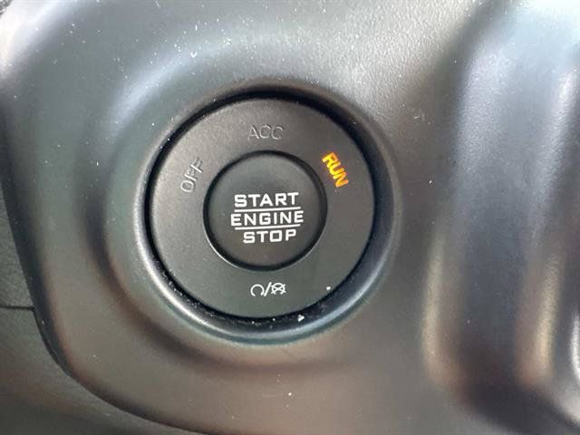 Used 2021 Jeep Gladiator Rubicon AWD/4WD image 15