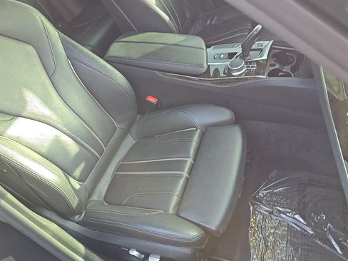 Used 2017 BMW 540i RWD image 7