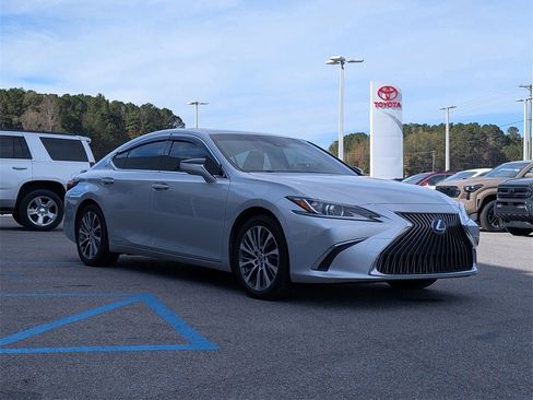 Used 2019 Lexus ES 300h image 7