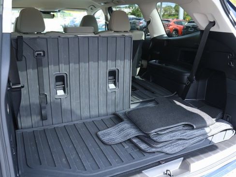 Certified 2025 Subaru Ascent Premium w/ Popular Package #1 image 5