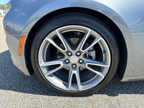 Used 2019 Chevrolet Camaro LT w/ RS Package image 9