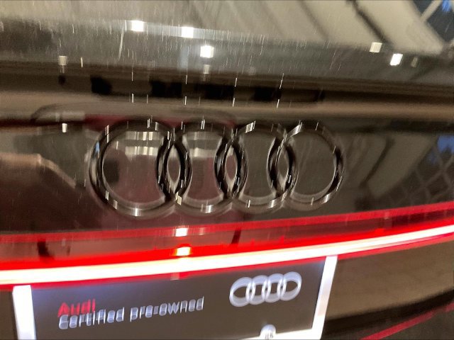 Used 2023 Audi RS 7 Sportback w/ Carbon Optic Package AWD/4WD image 31