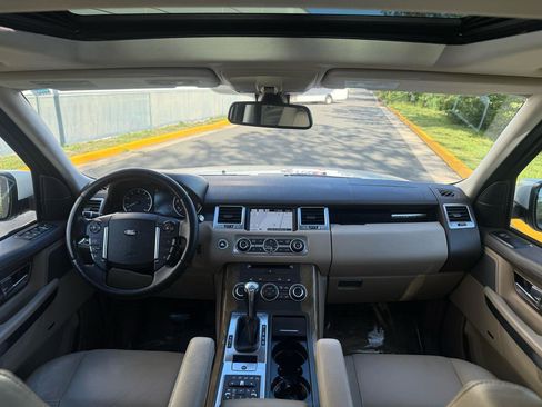 Used 2013 Land Rover Range Rover Sport HSE AWD/4WD image 27