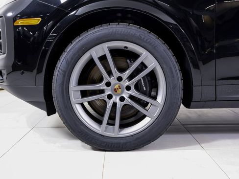 New 2026 Porsche Cayenne image 27