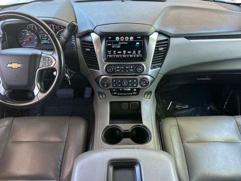 Used 2019 Chevrolet Tahoe LT RWD image 16