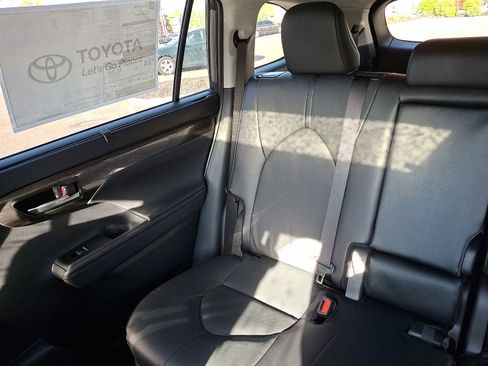 New 2026 Toyota Highlander Limited AWD/4WD image 14