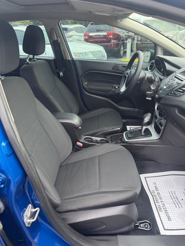 Used 2019 Ford Fiesta SE FWD image 8