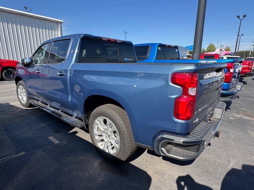 Used 2024 Chevrolet Silverado 1500 LTZ w/ LTZ Premium Package AWD/4WD image 9