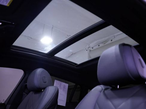 Used 2023 BMW X6 xDrive40i w/ M Sport Package AWD/4WD image 23