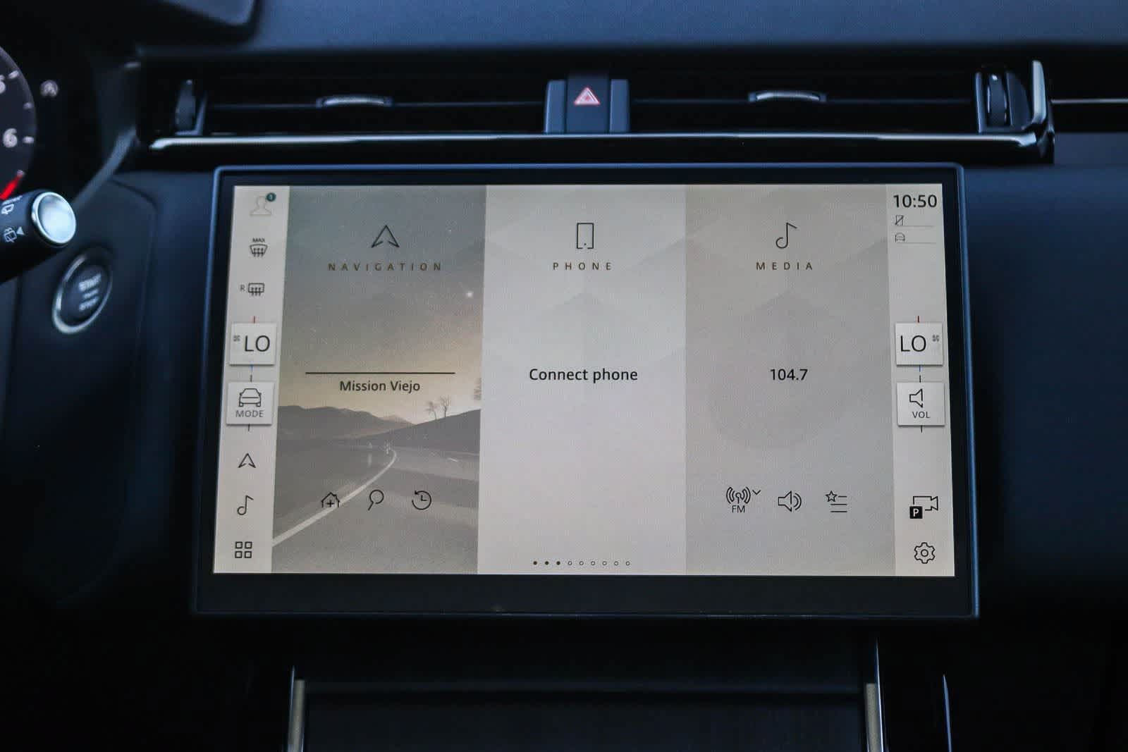 New 2026 Land Rover Range Rover Velar S AWD/4WD image 13