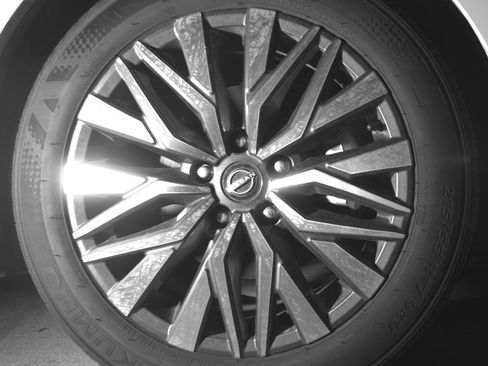 Used 2025 Nissan Altima 2.5 SV image 13