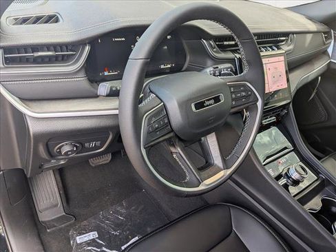 New 2025 Jeep Grand Cherokee L Limited w/ Black Appearance Package image 3