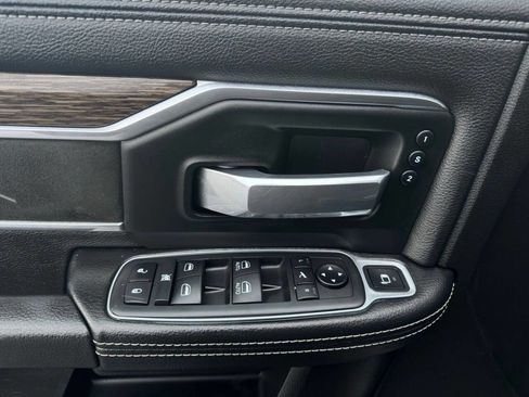 Used 2020 RAM 3500 Laramie image 15