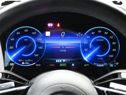 Used 2023 Mercedes-Benz EQS 580 4MATIC SUV image 32
