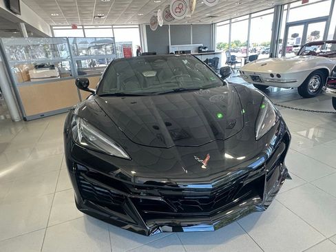 Used 2025 Chevrolet Corvette E-Ray w/ Battery Protection Package AWD/4WD image 7