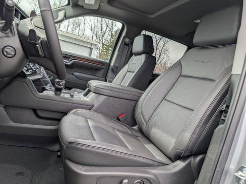 New 2026 GMC Sierra 1500 Denali w/ Denali Reserve Package image 13