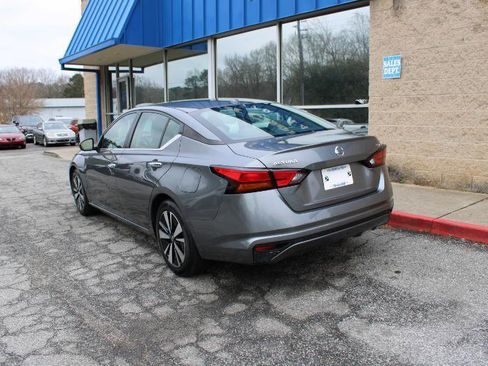Used 2022 Nissan Altima 2.5 SV FWD image 6