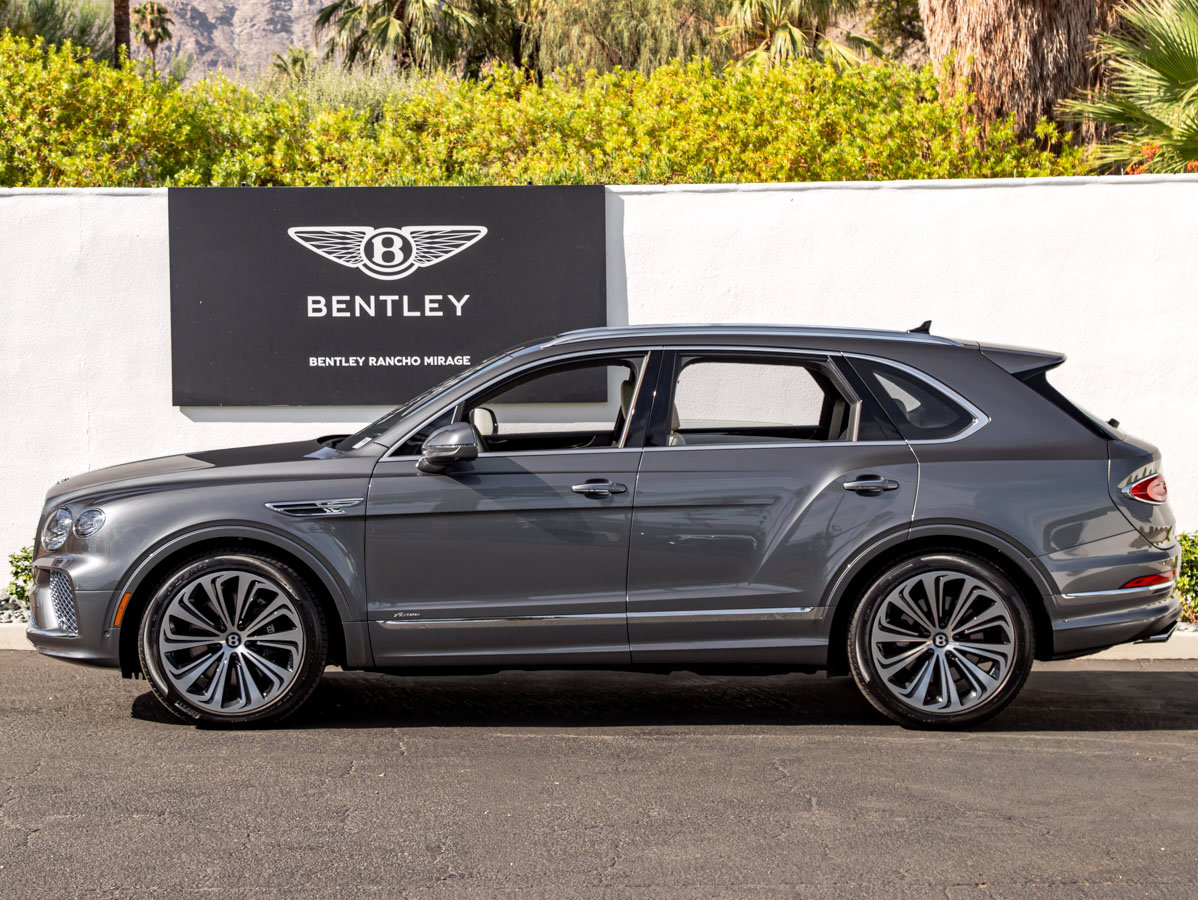 Used 2026 Bentley Bentayga AWD/4WD image 13