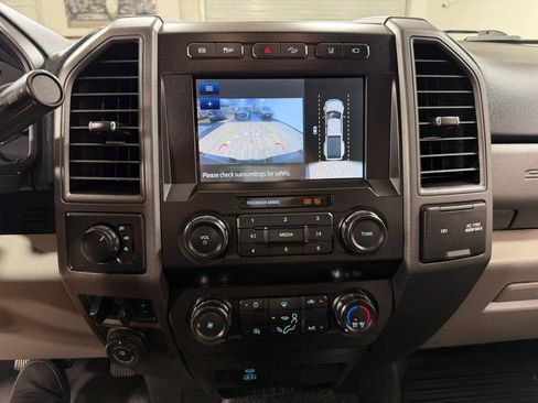 Used 2021 Ford F450 XL w/ STX Appearance Package image 22