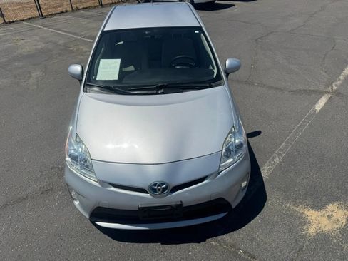 Used 2015 Toyota Prius Two FWD image 16