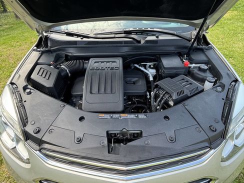 Used 2016 Chevrolet Equinox LT w/ Convenience Package image 24