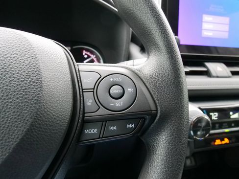 Used 2024 Toyota RAV4 XLE w/ Convenience Package image 22