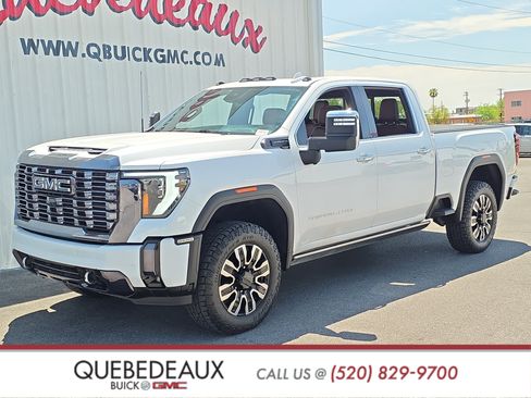 Used 2024 GMC Sierra 2500 Denali Ultimate AWD/4WD image 3