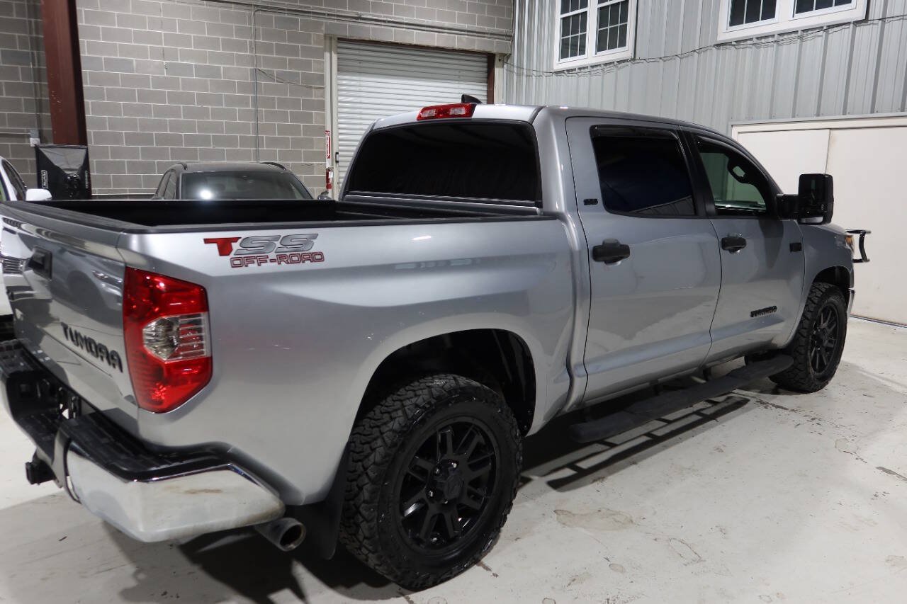 Used 2021 Toyota Tundra SR5 w/ SR5 Upgrade Package AWD/4WD image 5