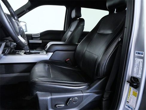 Used 2016 Ford F150 Lariat image 19