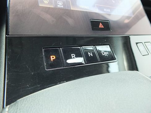 Used 2025 INFINITI QX80 Sensory AWD/4WD image 33