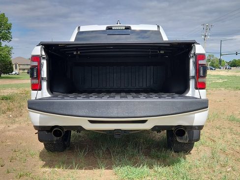 Used 2024 RAM 1500 Limited AWD/4WD image 11