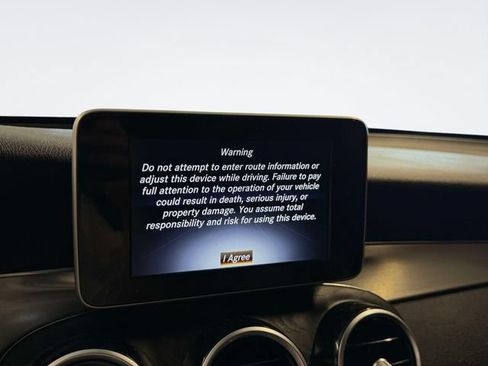 Used 2019 Mercedes-Benz GLC 300 4MATIC image 27