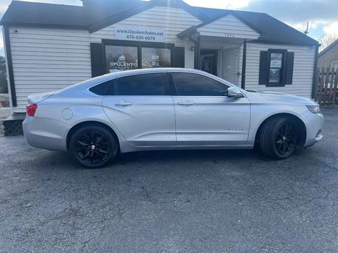 Used 2017 Chevrolet Impala LT image 11