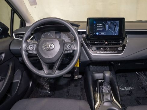 Certified 2023 Toyota Corolla LE image 6