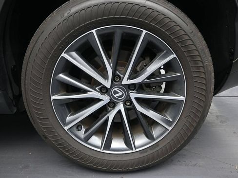 Used 2024 Lexus NX 250 FWD image 10