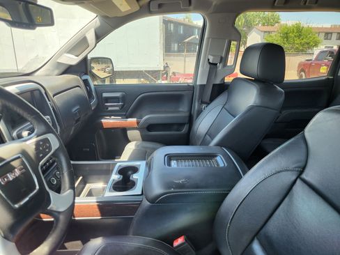 Used 2018 GMC Sierra 1500 SLT w/ Texas SLT Premium Package AWD/4WD image 9