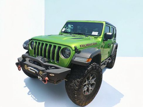 Used 2019 Jeep Wrangler Unlimited Rubicon w/ Uconnect 4C Nav & Sound Group AWD/4WD image 3