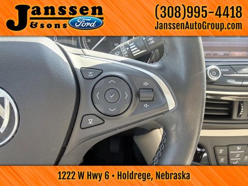 Used 2020 Buick Envision Essence AWD/4WD image 21