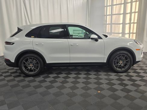 New 2026 Porsche Cayenne image 8