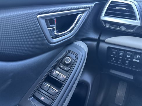 Used 2022 Subaru Forester Limited image 26