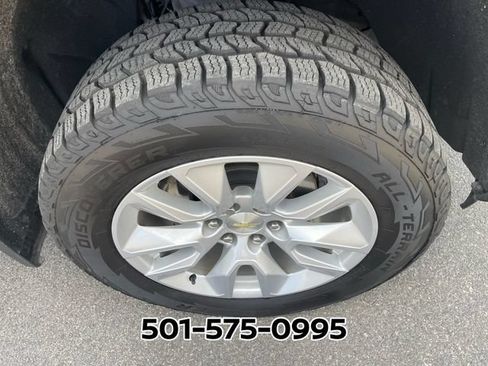 Used 2020 Chevrolet Silverado 1500 Custom w/ Custom Value Package RWD image 9