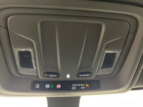 Used 2022 Chevrolet Silverado 2500 LT image 21