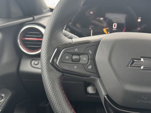 New 2025 Chevrolet Trax RS w/ Sunroof Package image 23