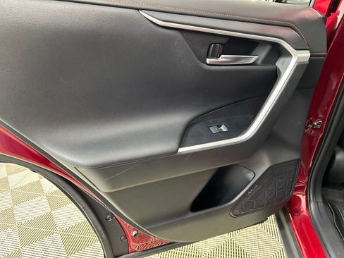 Used 2022 Toyota RAV4 Adventure image 15