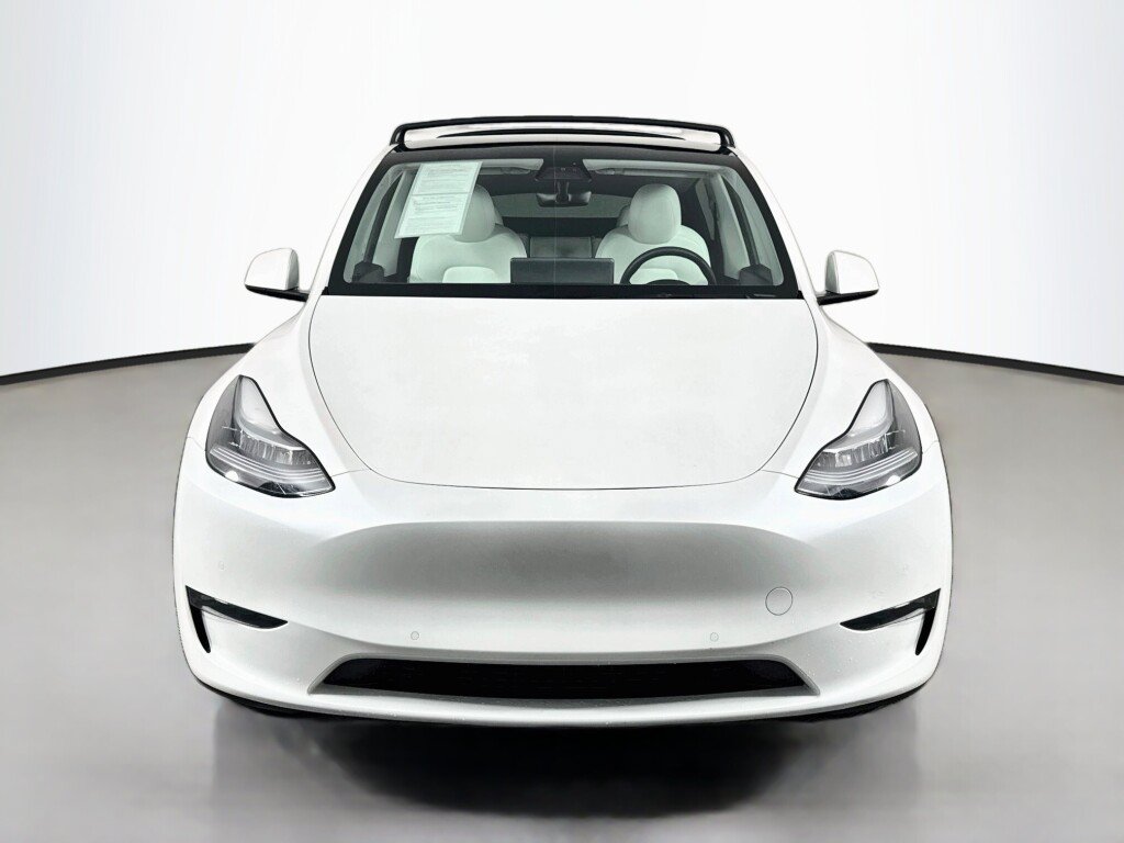 Used 2021 Tesla Model Y Long Range AWD/4WD image 8