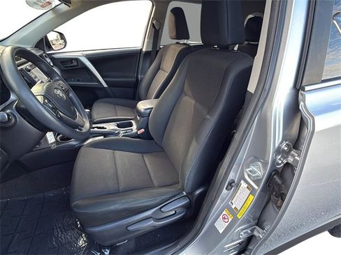 Certified 2018 Toyota RAV4 LE image 22